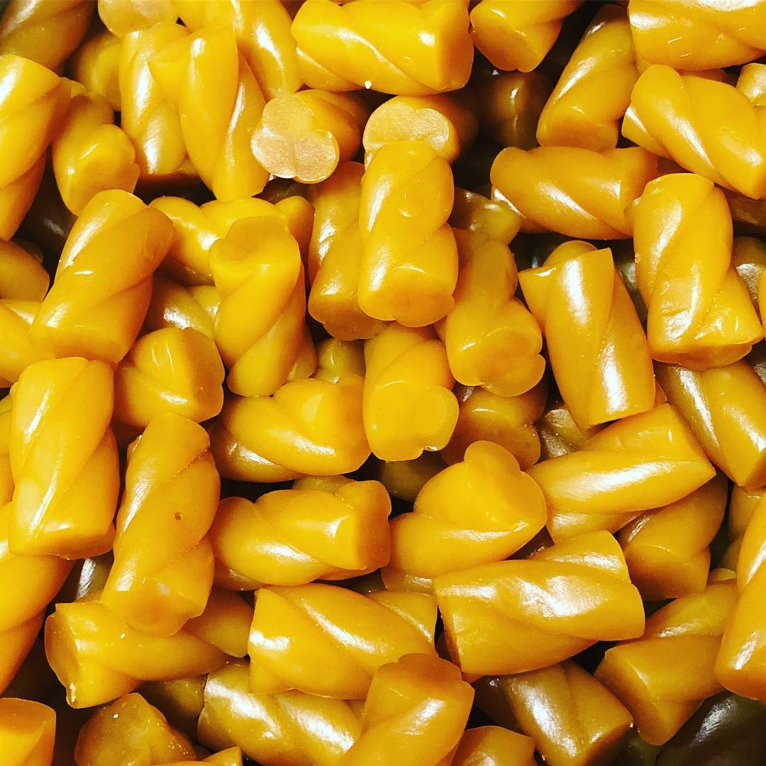 TheJar.Company | Swedish Candy - №1 - Caramel Twists